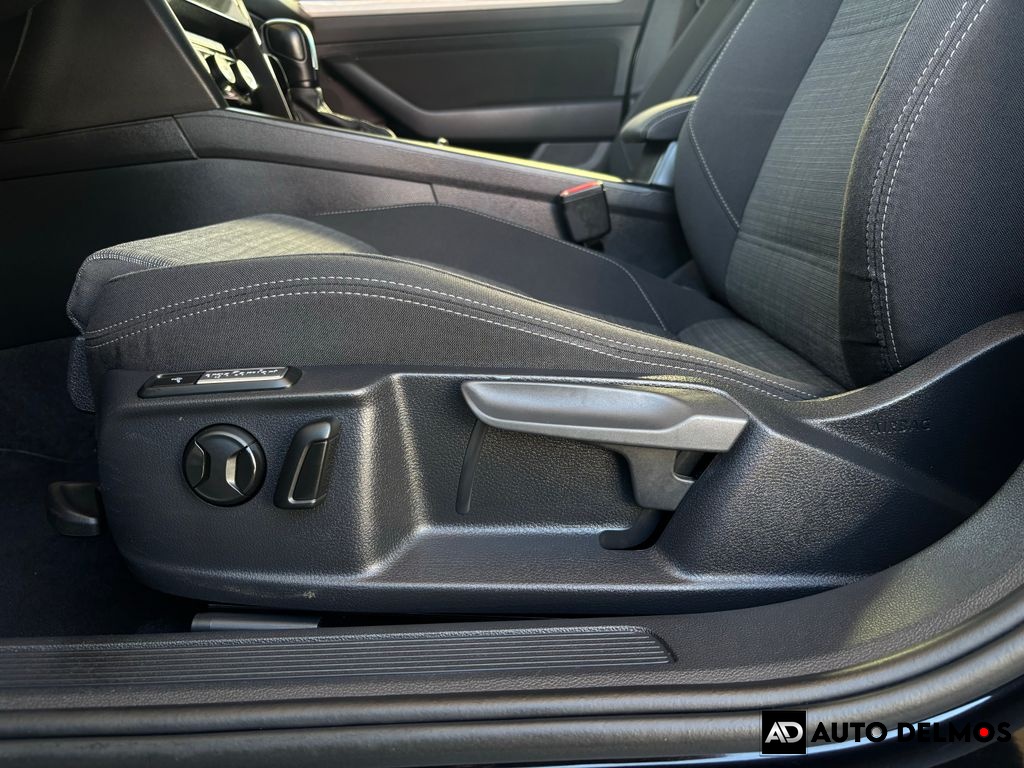 Volkswagen Passat 2.0TDi/2021/R-LINE,1MAJ,DPH-ZÁRUKA24