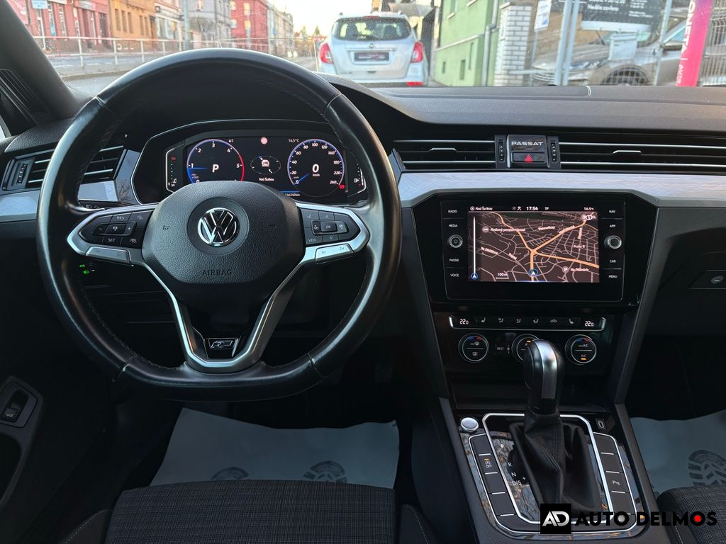Volkswagen Passat 2.0TDi/2021/R-LINE,1MAJ,DPH-ZÁRUKA24