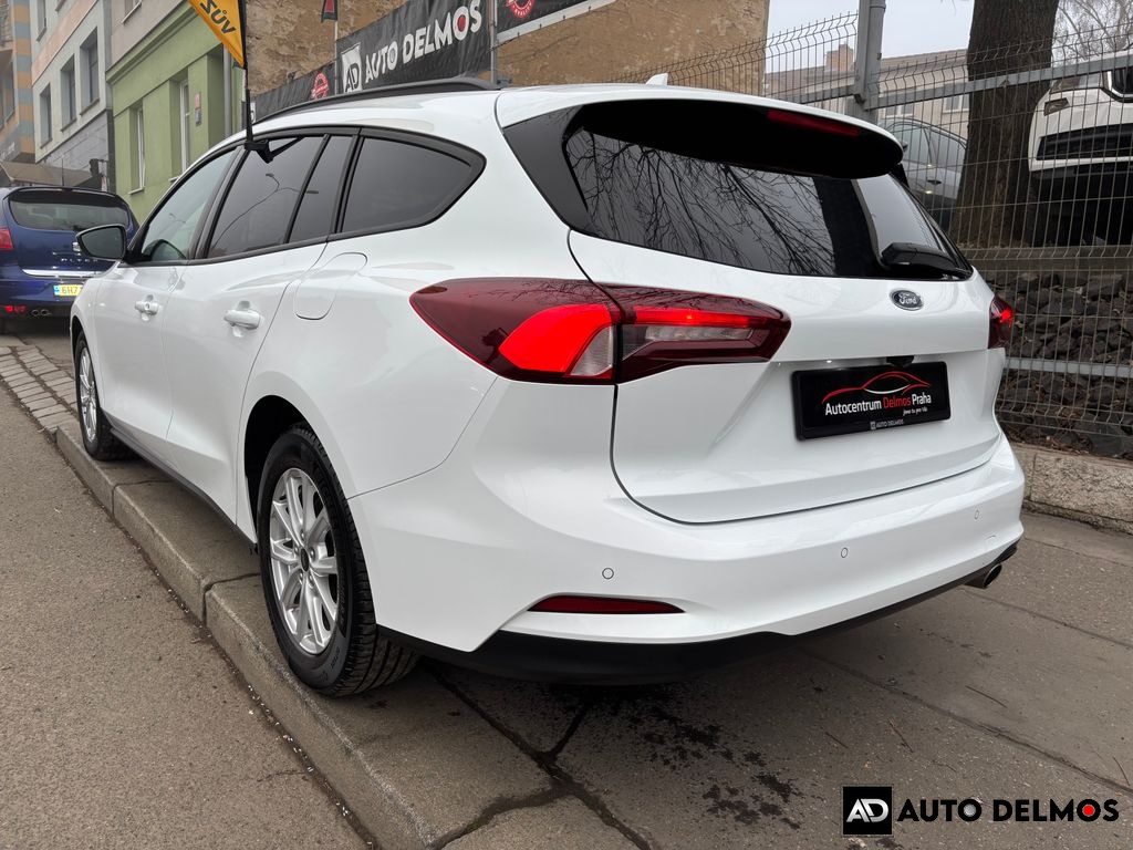 Ford Focus 1.5 EcoBlue Start-Stop systém COOL&CONNECT