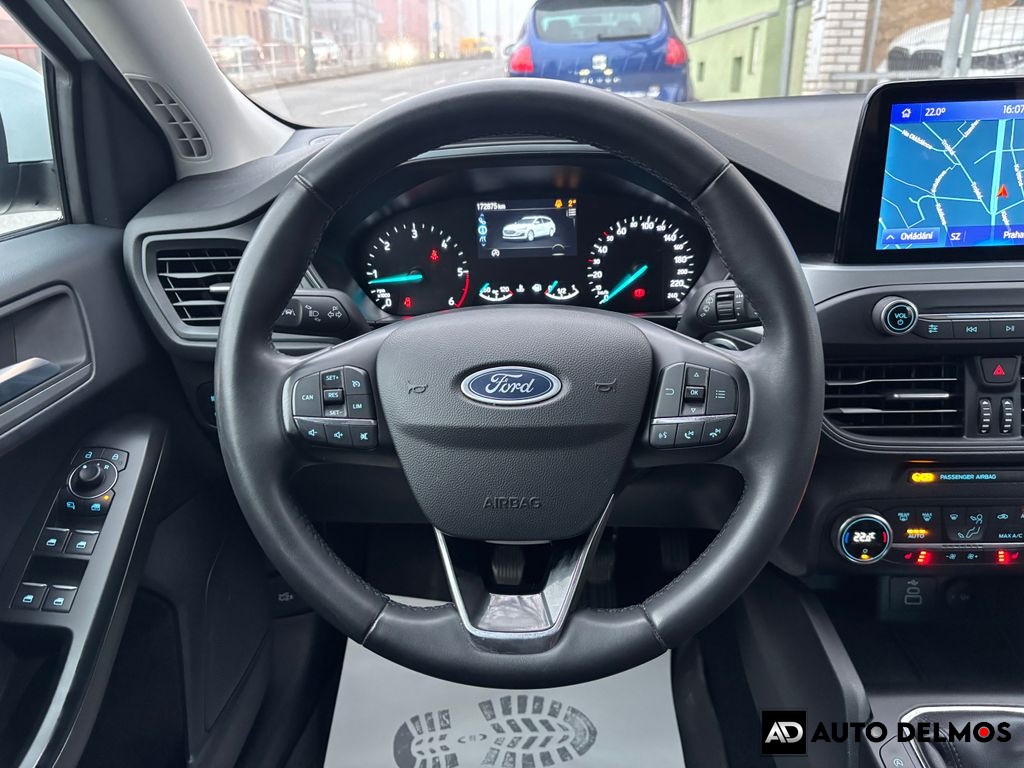 Ford Focus 1.5 EcoBlue Start-Stop systém COOL&CONNECT