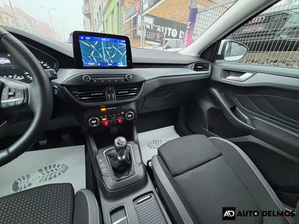 Ford Focus 1.5 EcoBlue Start-Stop systém COOL&CONNECT