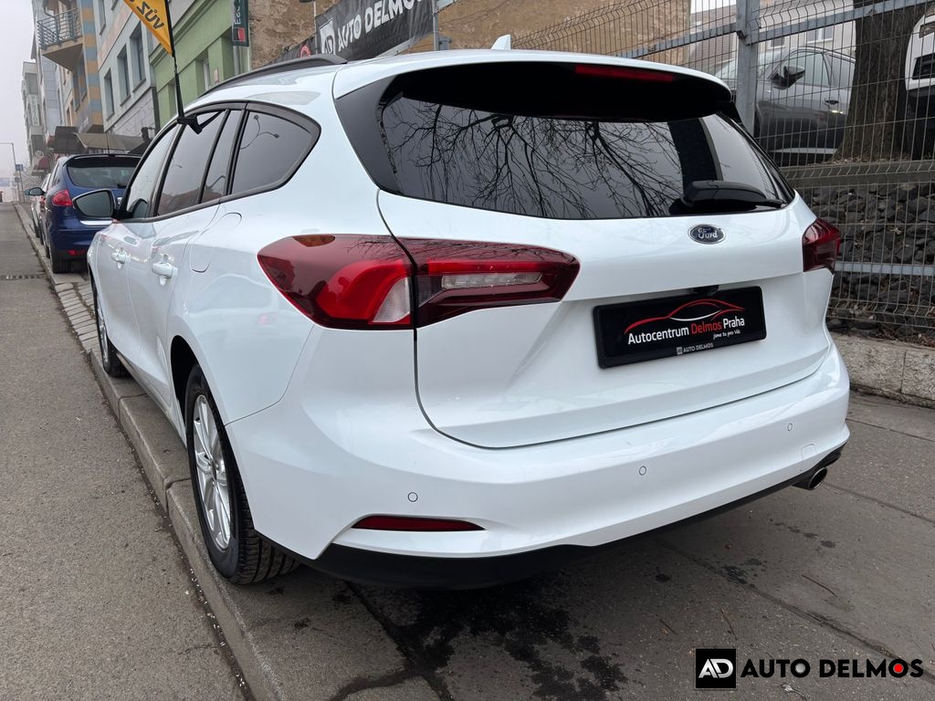 Ford Focus 1.5 EcoBlue Start-Stop systém COOL&CONNECT