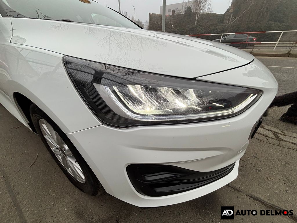 Ford Focus 1.5 EcoBlue Start-Stop systém COOL&CONNECT