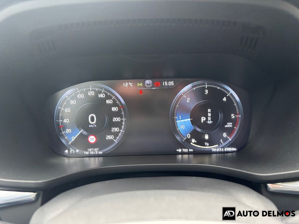 Volvo XC60 B4/2022/1MAJ.AT,TAŽ,MOMENTUM PRO -ZÁRUKA 24MĚS