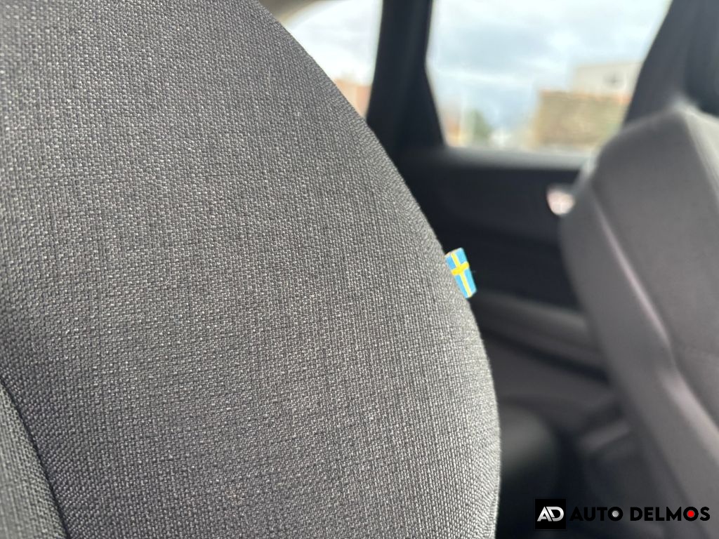 Volvo XC60 B4/2022/1MAJ.AT,TAŽ,MOMENTUM PRO -ZÁRUKA 24MĚS