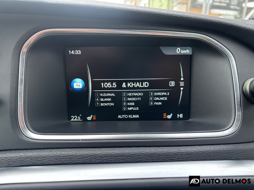 Volvo V40 D2/2016/AT