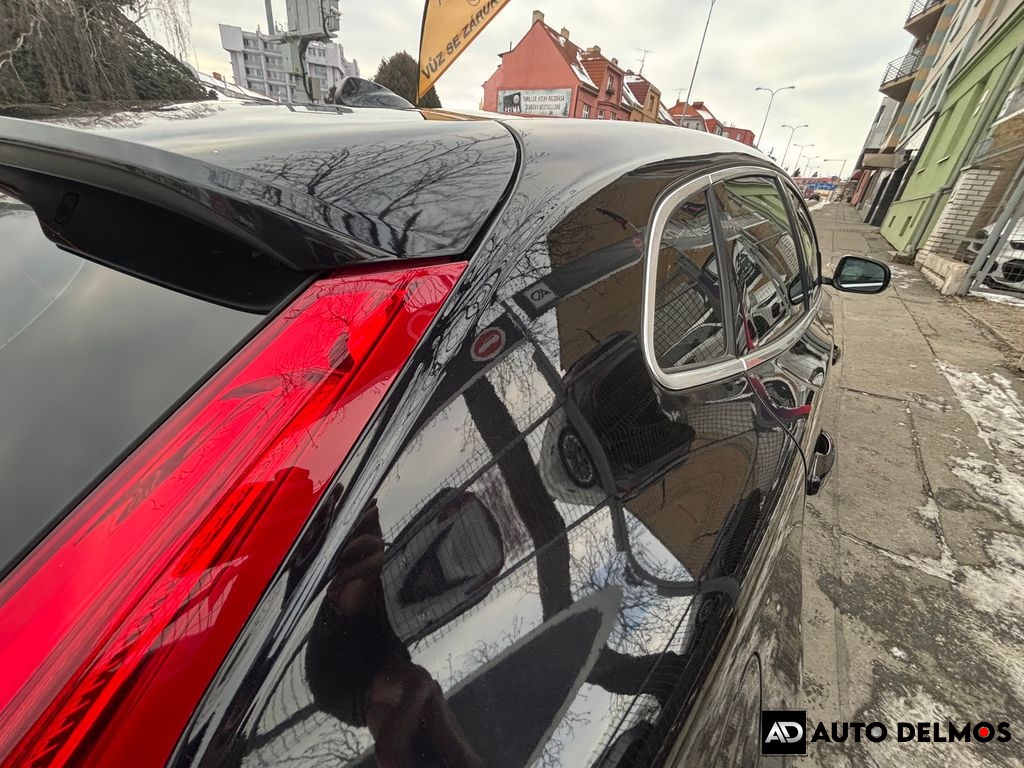 Volvo V40 D2/2016/AT