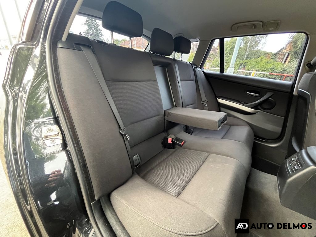 BMW 320 320d/2010/MAN6-2MAJ