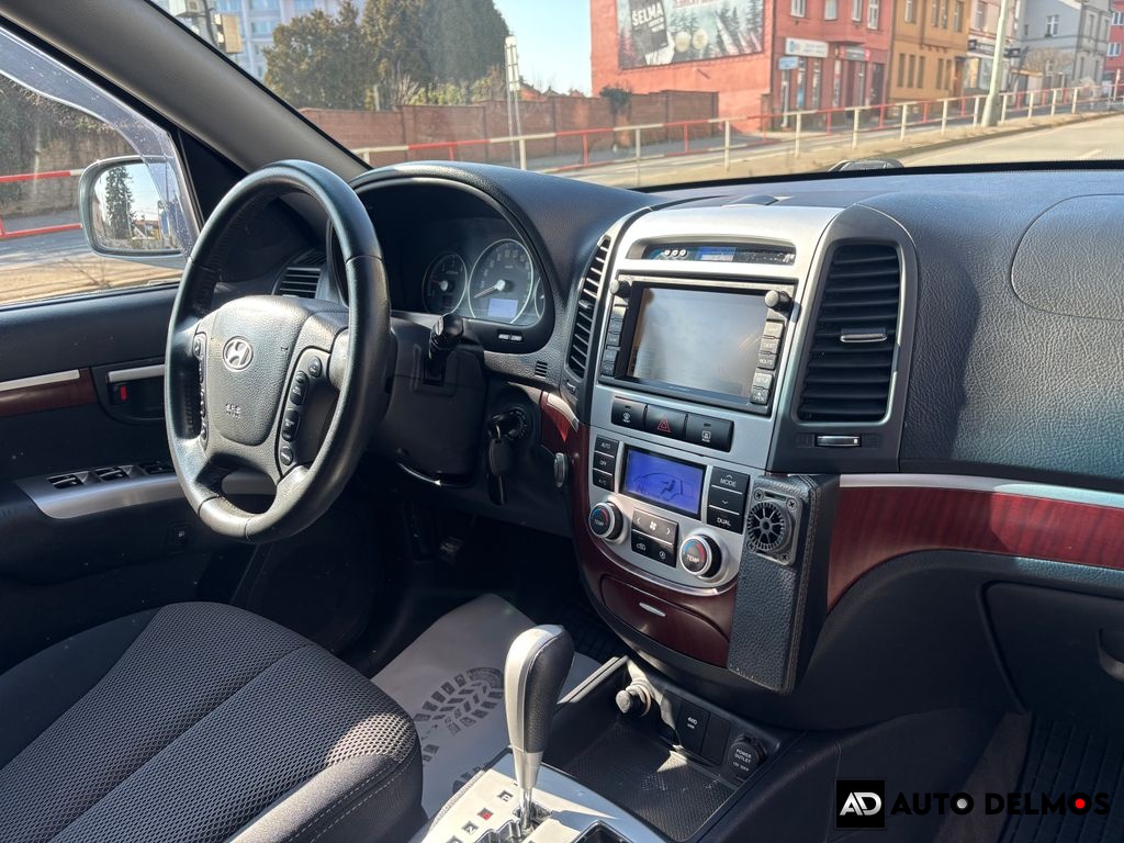 Hyundai Santa Fe 2.2CRDi/2009/CZ,AT,4X4-COMFORT