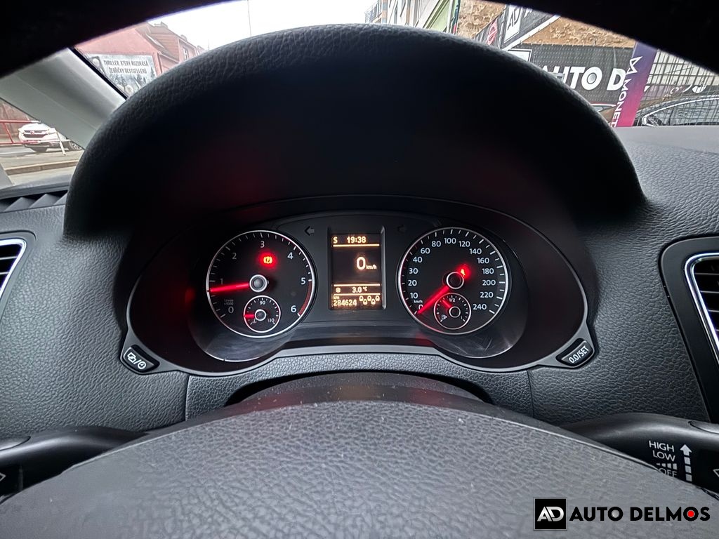 Seat Alhambra 2.0TDi-103kW/STYLE/7MÍST/MAN6/KAMERA/ECOMOTIVE