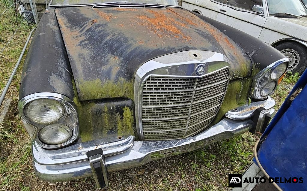 Mercedes-Benz 220 SE COUPE/W111/1963/88kW/2.2V6
