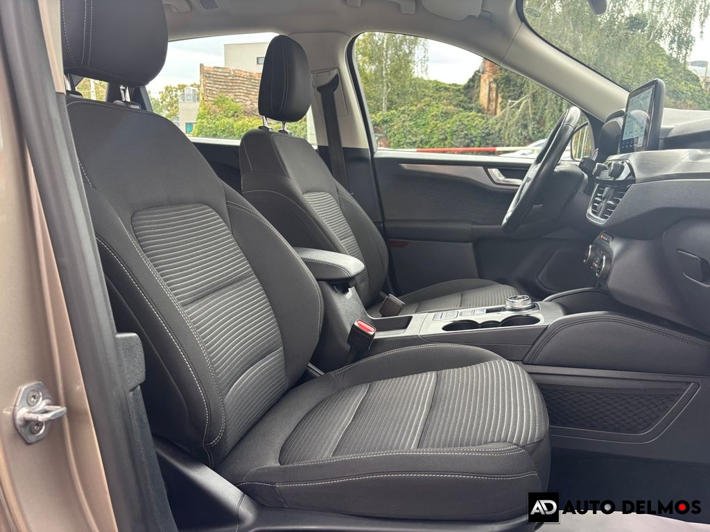 Ford Kuga 2.0EB-140KW/2021/TITANIUM,CZ,1MAJ,ZÁRUKA 24MĚS