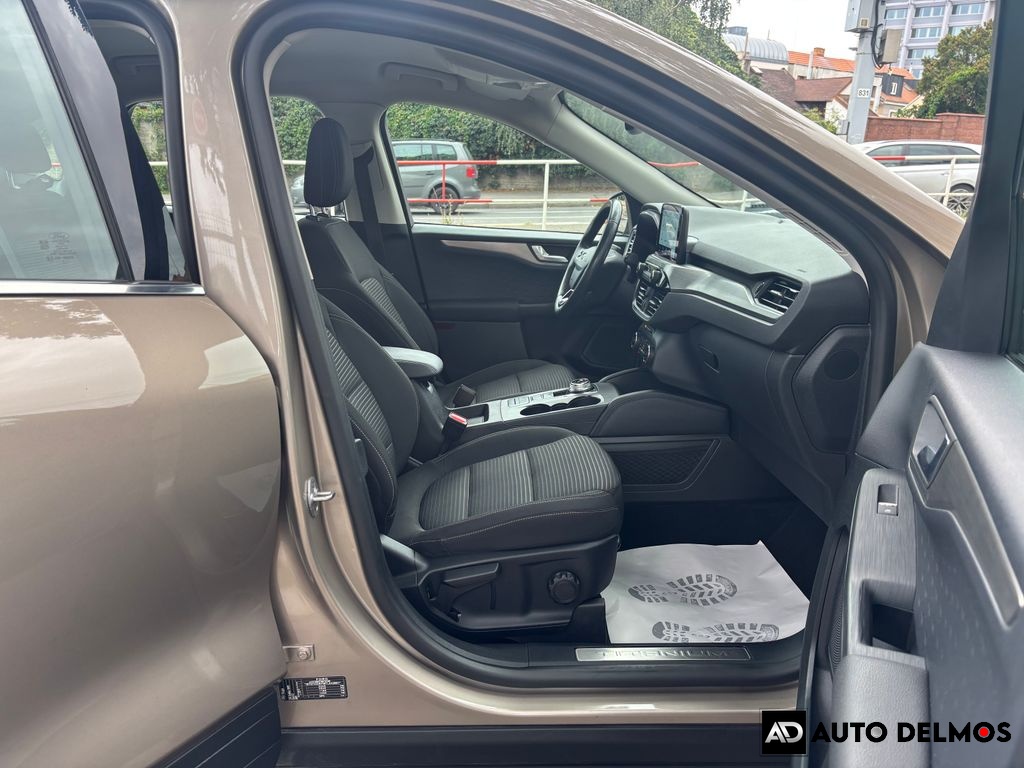 Ford Kuga 2.0EB-140KW/2021/TITANIUM,CZ,1MAJ,ZÁRUKA 24MĚS