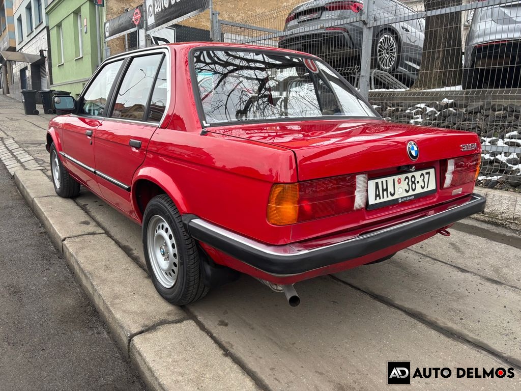 BMW 318 318i/1986/2MAJITEL-GARÁŽ