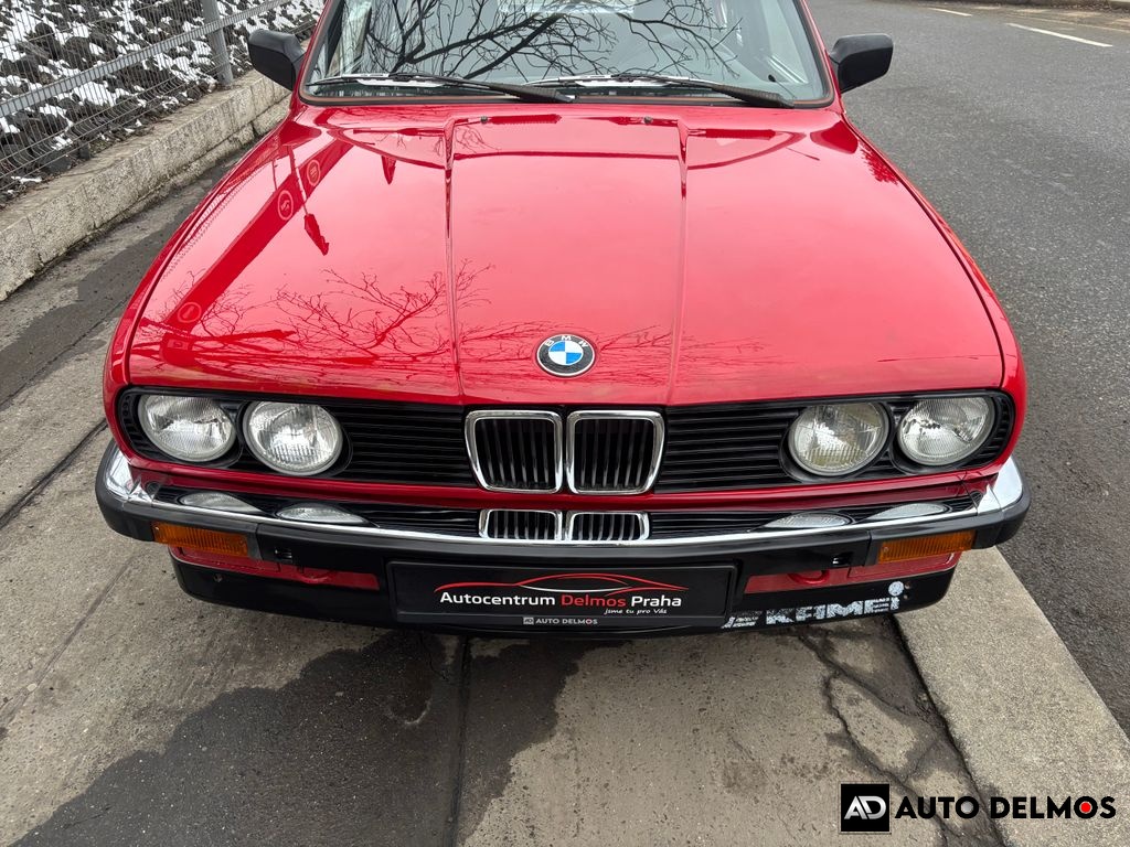 BMW 318 318i/1986/2MAJITEL-GARÁŽ