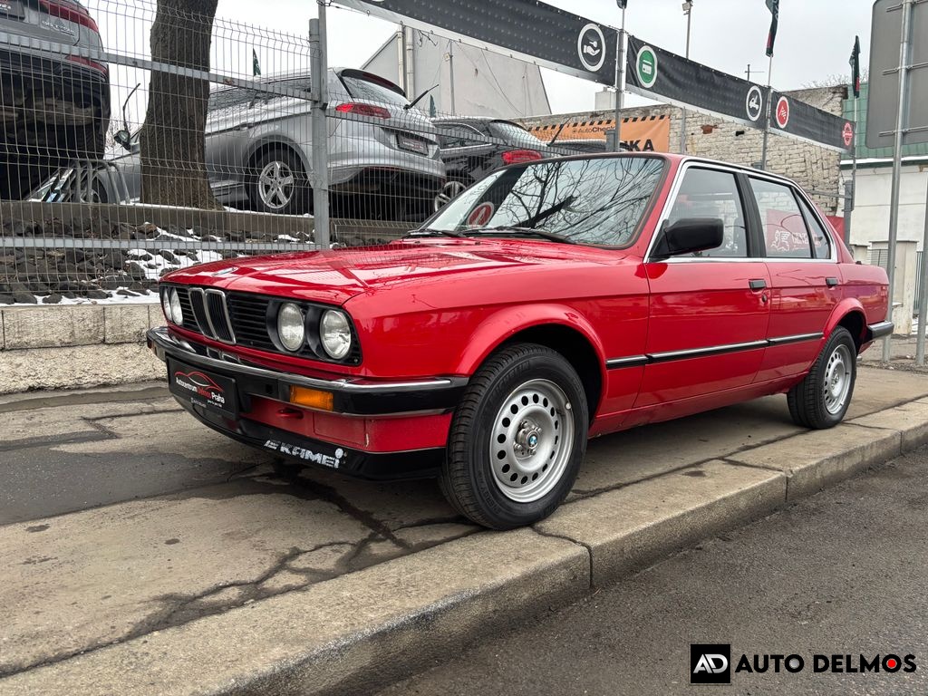 BMW 318 318i/1986/2MAJITEL-GARÁŽ