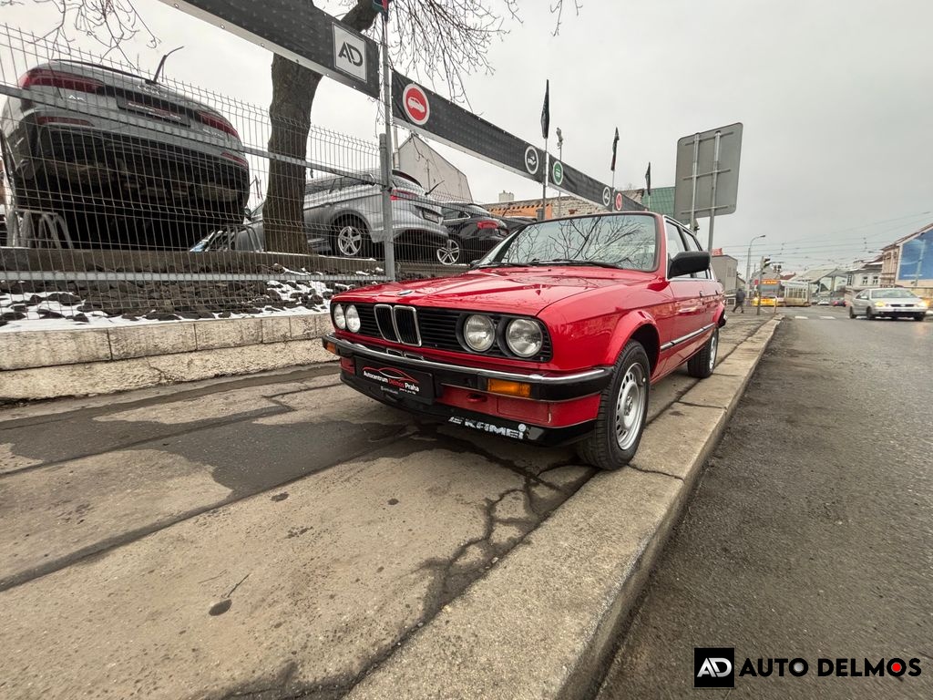 BMW 318 318i/1986/2MAJITEL-GARÁŽ