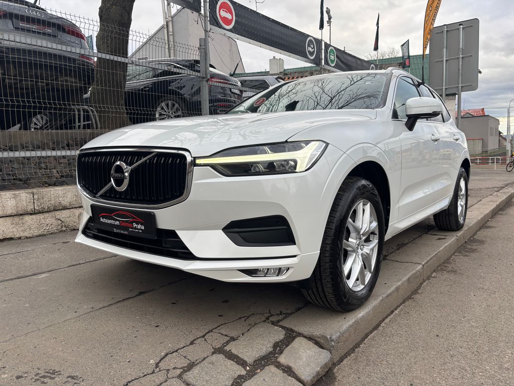 [YV1UZK5VDM1837142] Volvo XC60 B4/2022/1MAJ.AT,TAŽ,MOMENTUM PRO -ZÁRUKA 24MĚS