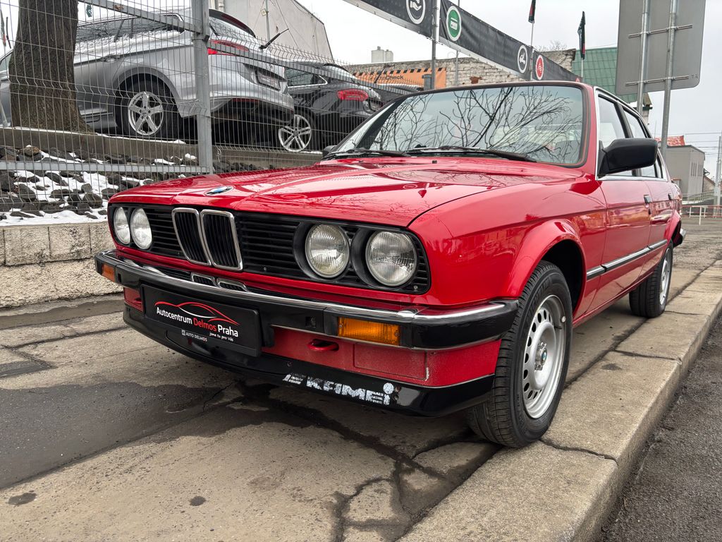 [WBAAC310001326142] BMW 318 318i/1986/2MAJITEL-GARÁŽ