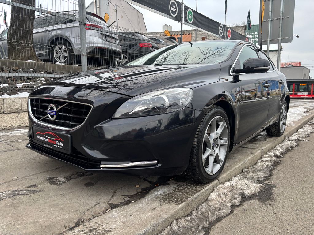 [YV1MV848BF2233839] Volvo V40 D2/2016/AT